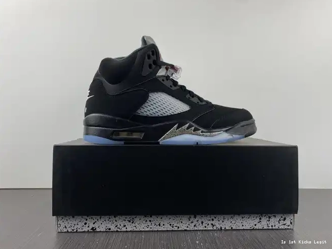 Metallic 845035-003 5 (2016) Retro Jordan Black 0611